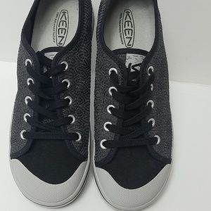 KEEN Women's Elsa II Crochet Lace Up Sneaker